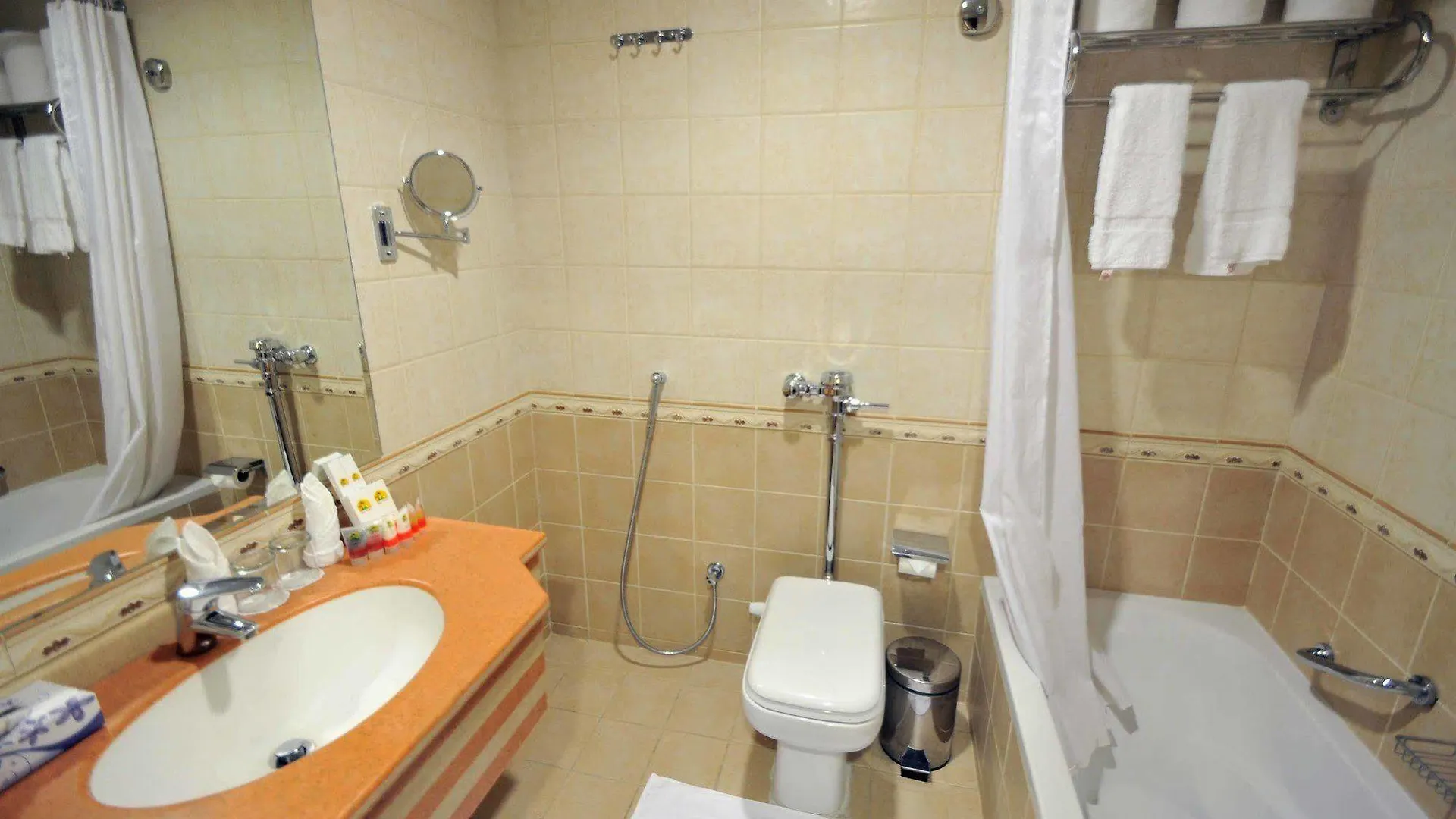 ****  Grand Marmara Hotel Medina Saudi Arabia